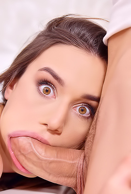 Lana Roy Horny Housewife
