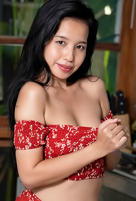 Norah Breathtaking Asian Beauty